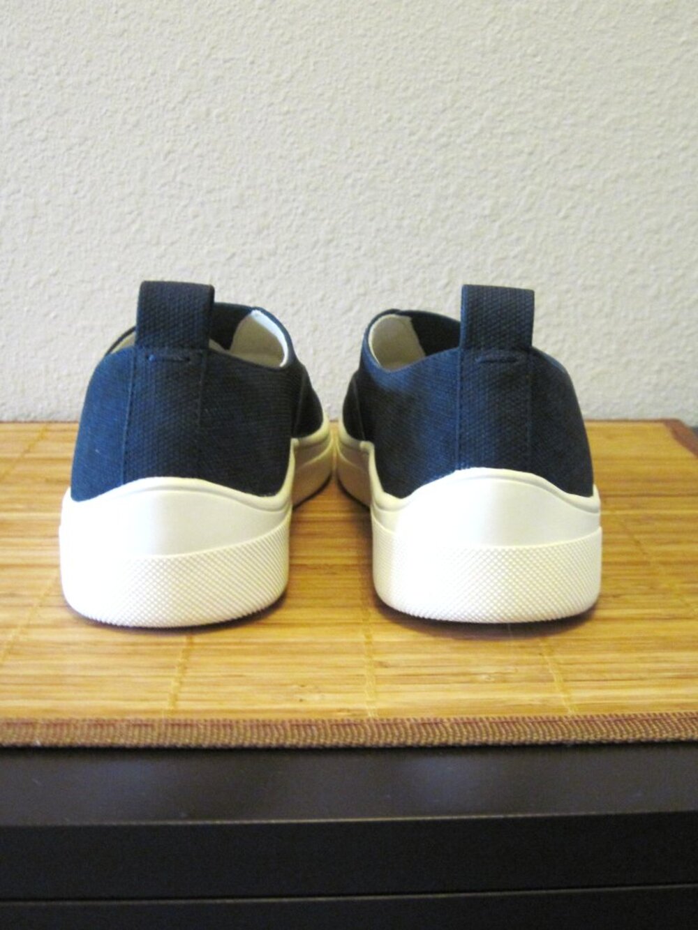 Kensie Salia Slip-on Shoes - Picture 3 of 4